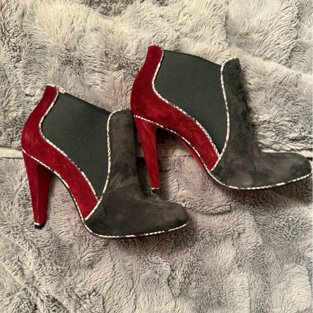 Christian Louboutin LouLou US size 10 EU 41 Suede Boots with Snakeskin AUTHENTIC